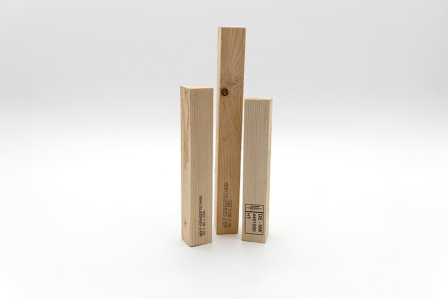 Holzzuschnitte im Sägewerk